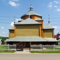 Деревянный  храм  в  Вовчинце :: Андрей  Васильевич Коляскин