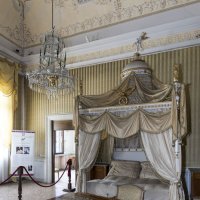 Вилла Пизани кровать Наполеона.Италия :: Олег 