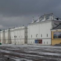 Вологда-Кремлевская стена и вход в Картинную галерею :: Ирина Л