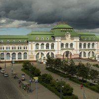 ЖД вокзал в Хабаровске. :: Валерий Майоров