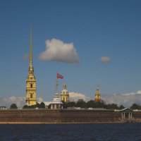Вид на Петропавловскую крепость (Санкт-Петербург) :: Павел Зюзин