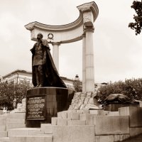 Памятник Александру II на Соборной площади ХХС. :: Владимир Болдырев