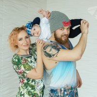 Папа, мама и малыш :: Первая Детская Фотостудия "Арбат"