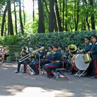 В городском саду играет духовой оркестр.... :: Татьяна Осипова(Deni2048)
