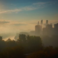 Туман над Москва-рекой :: Андрей Крючков