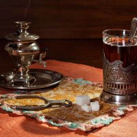 Натюрморт со стаканом чая и самоваром :: Irina-77 Владимировна