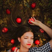 Райские яблоки :: Иринка Зорина