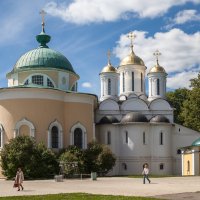 Ярославль. Спасо-Преображенский монастырь. Спасо-Преображенский собор и храм Ярославских Чудотворцев :: Алексей Шаповалов Стерх