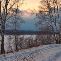 Зимний пейзаж у озера. :: Наталья Юрова