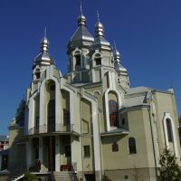 Греко - католический  храм  в  Дрогобыче :: Андрей  Васильевич Коляскин