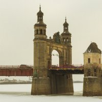 Мост с историей :: Игорь Вишняков
