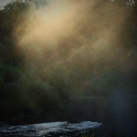 Туман над рекой. :: Николай Масляев