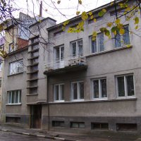 Жилой  дом  в  Стрыю :: Андрей  Васильевич Коляскин