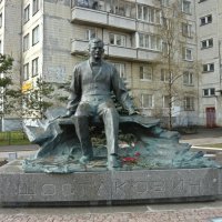 Памятник Шостаковичу :: Вера Щукина
