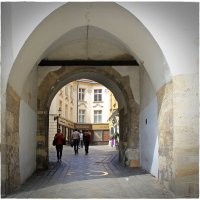 Братислава (столица Словакии): арка Михаиловских ворот... :: Dana Spissiak