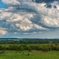 Пейзаж с облаками :: Валерий Голоха