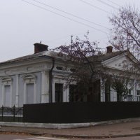 Жилой  дом  в   Ивано - Франковске :: Андрей  Васильевич Коляскин