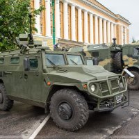 Выставка военной техники и вооружения :: Павел Москалёв