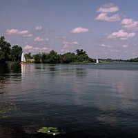 Городское озеро. :: АЛЕКСАНДР СУВОРОВ