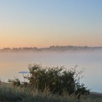 Туман над озером. :: Олег Афанасьевич Сергеев