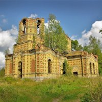 Церковь в Филисове :: Валерий Талашов