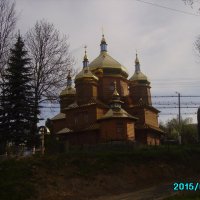 Деревянный   храм   в   Ворохте :: Андрей  Васильевич Коляскин