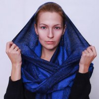 Девушка с шарфом :: Елена 