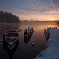 Рассвет на озере. :: Анатолий 71 Зверев