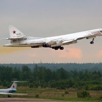 Взлет Белого Лебедя Ту-160 :: Евгений Лебедев