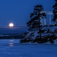 Sunset Full Moon :: Dmitry Ozersky