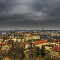 Тяжелые тучи над Прагой. :: Peiper ///
