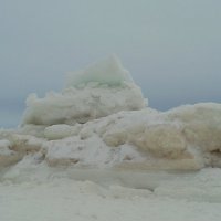 Ледяные торосы. Белое море. :: Елена Перевозникова
