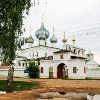 Воскресенский монастырь в Угличе. :: Владимир Безбородов