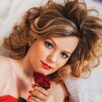 Портрет девушки с розой :: Евгений Талашов 