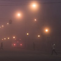 Туман. 06:40 утра в Южно-Сахалинске :: Ilona An