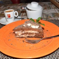 Десерт. Банановый торт к чашечке кофе... :: Валерий Подорожный