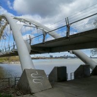 Арочный мост через реку Хамбер (Этобико, Канада) :: Юрий Поляков