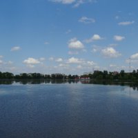 Городское   озеро   Ивано - Франковска :: Андрей  Васильевич Коляскин