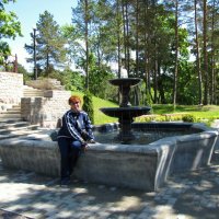 У фонтана, Нарва-Йыэсуу, Эстония :: veera v