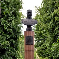 Памятник Зайцеву В.А. :: Кирилл Иосипенко