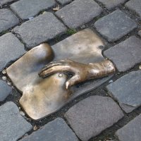 Памятник женской груди в Амстердаме :: Владимир Леликов