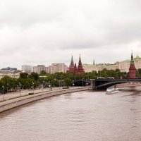 Вид с Патриаршего моста :: Владимир Болдырев