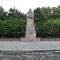 Памятник   Ивану   Франко   в   Львове :: Андрей  Васильевич Коляскин