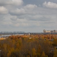 Осень в Нижнем Новгороде :: Александр Синдерёв