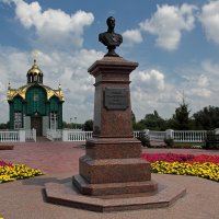 Памятник Николаю II и часовня Питирима Тамбовского. Тамбов :: MILAV V