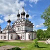 Женский монастырь в  Акатово :: Oleg S 