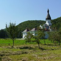 Женский   монастырь  в   Гошиве :: Андрей  Васильевич Коляскин