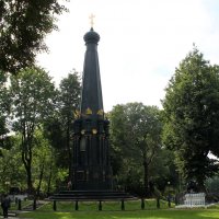 Памятник защитникам Смоленска 4-5 августа 1812 года :: Наталья Гусева