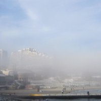 Туман постепенно рассеивается :: Людмила 