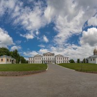 Усадьба и знаменитая церковь Дубровицы. :: юрий макаров